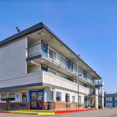 Motel 6-Anaheim, Ca - Fullerton East Dış mekan fotoğraf