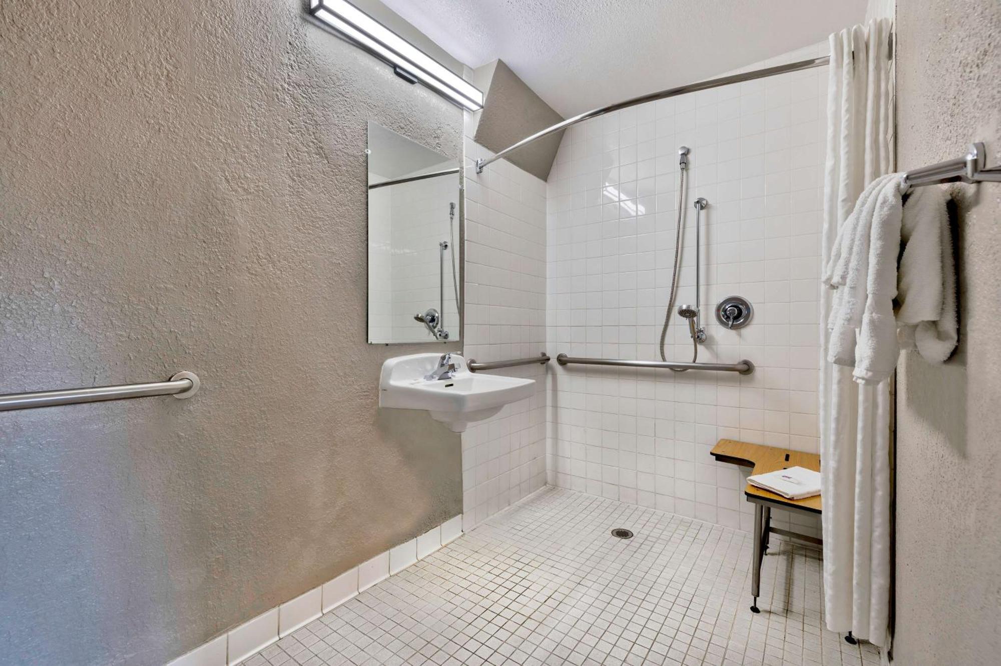 Motel 6-Anaheim, Ca - Fullerton East Dış mekan fotoğraf
