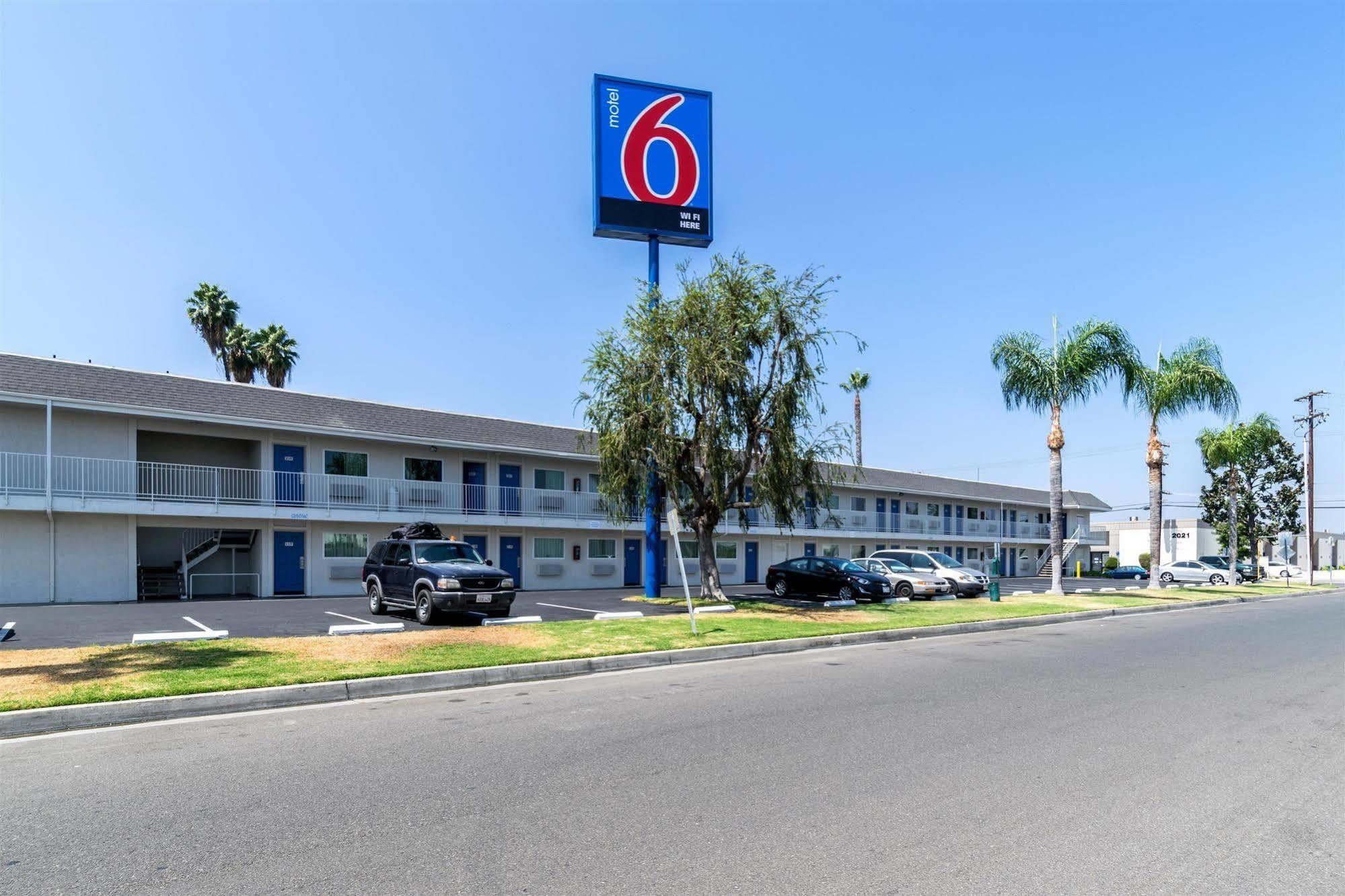 Motel 6-Anaheim, Ca - Fullerton East Dış mekan fotoğraf