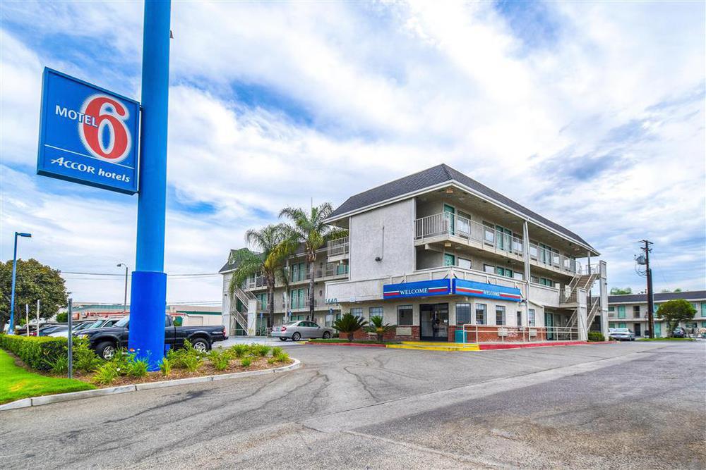 Motel 6-Anaheim, Ca - Fullerton East Dış mekan fotoğraf