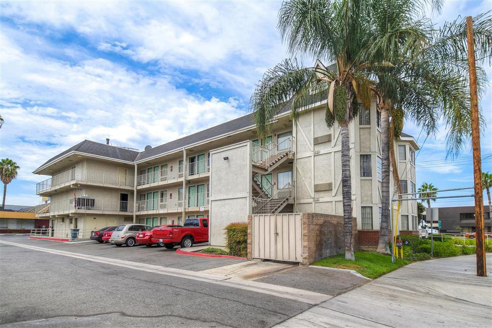 Motel 6-Anaheim, Ca - Fullerton East Dış mekan fotoğraf